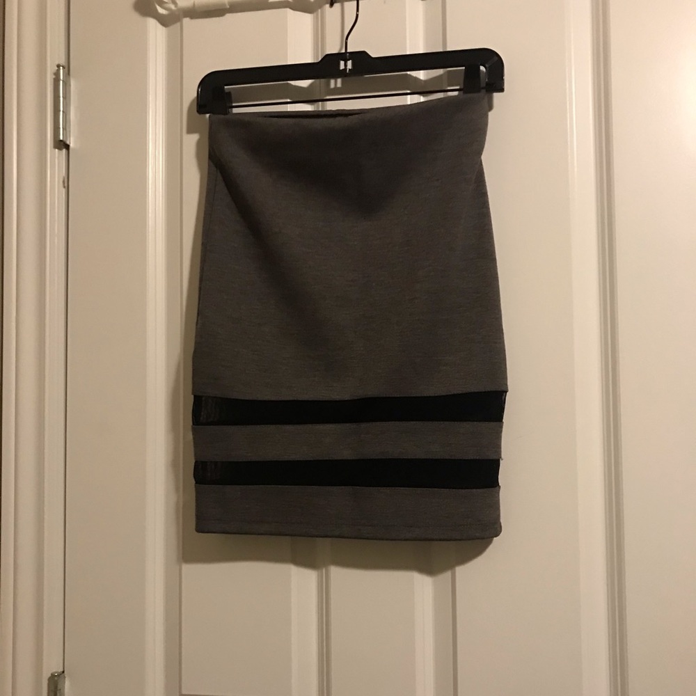 Bodycon skirt with mesh detail